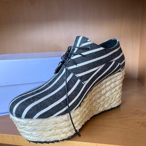 Alice and Olivia shoes